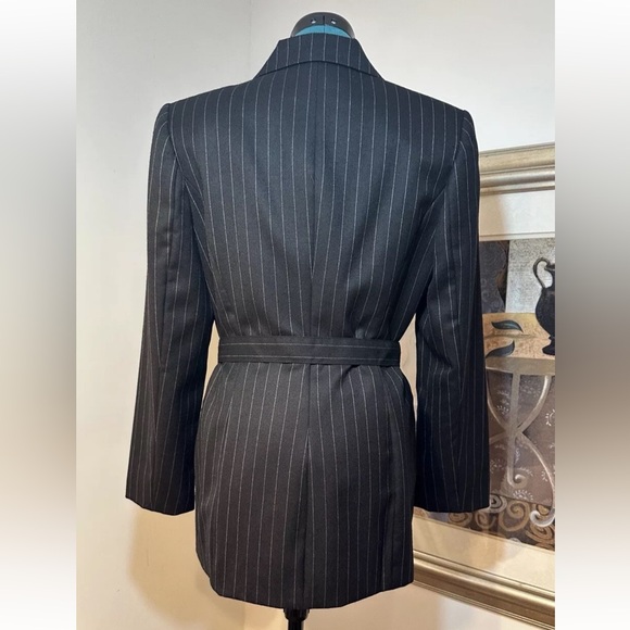 Wool Mark Sag Harbor Black Wool Pinstripe Lined Belted Blazer Jacket Size 8 - Picture 4 of 14